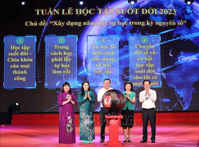 Tuần lễ hưởng ứng học tập suốt đời năm 2023 với chủ đề “Xây dựng năng lực tự học trong kỷ nguyên số”