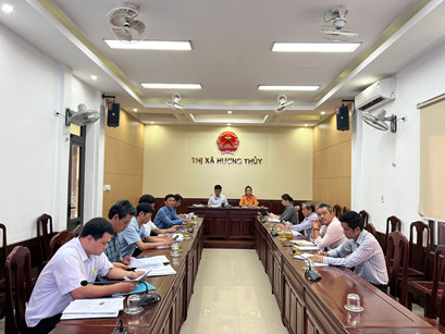 THAM DỰ HỘI NGHỊ TƯ VẤN GIAO TRỰC TIẾP TỔ CHỨC, CÁ NHÂN CHỦ TRÌ THỰC HIỆN DỰ ÁN KHOA HỌC VÀ CÔNG NGHỆ CẤP CƠ SỞ THỊ XÃ HƯƠNG THỦY NĂM 2024